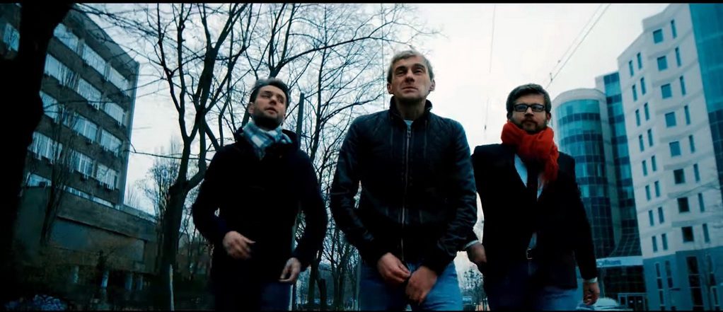 халепа на 5 баксів
